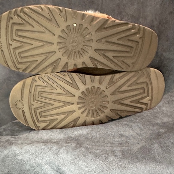 UGG Bailey Bow II Sheepskin Boots Chestnut Women’s 9 - Picture 9 of 13